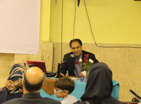 کارگاه آموزشی در دبستان ونک